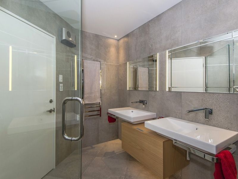 Devon Construction gallery image