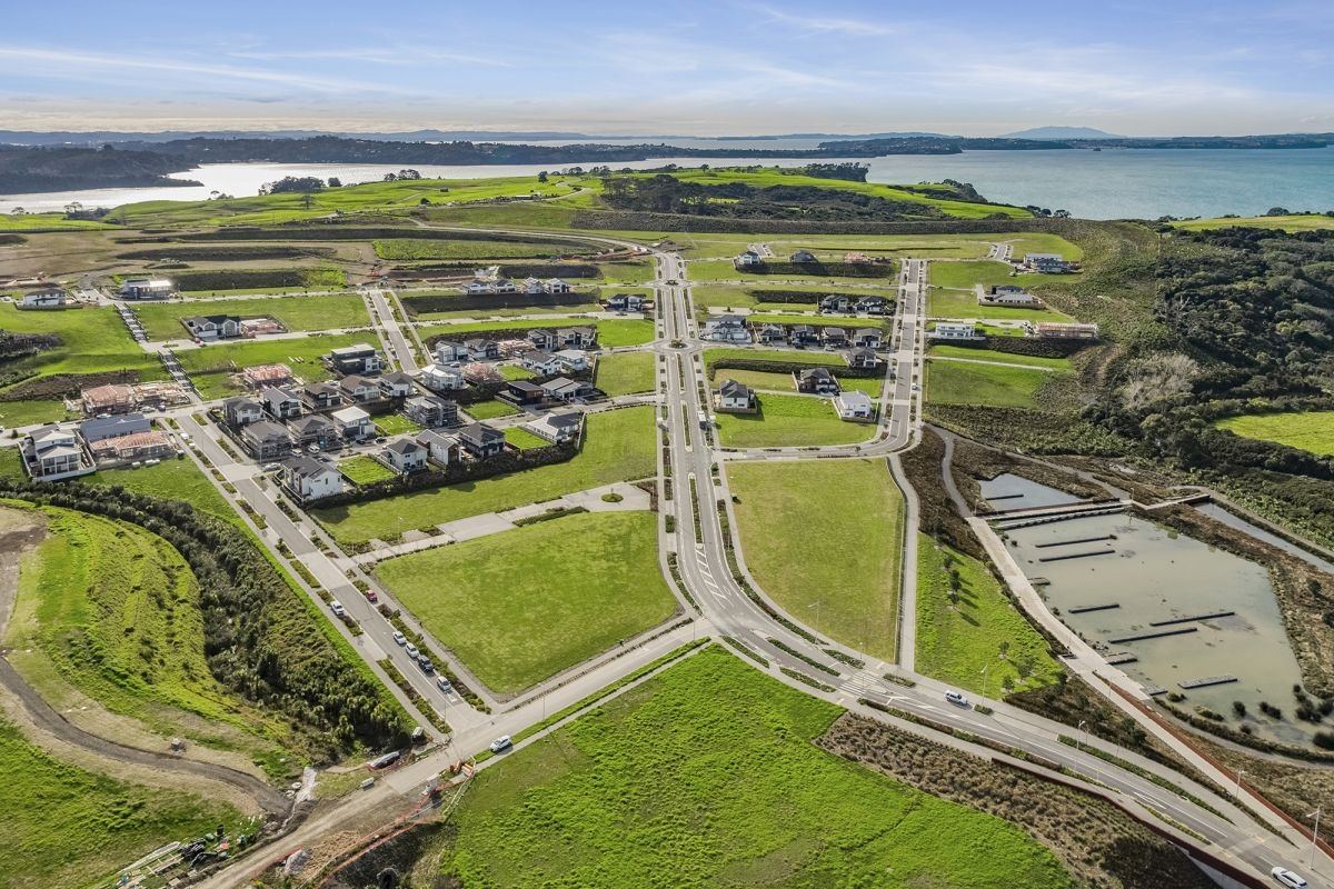 Long Bay gallery image