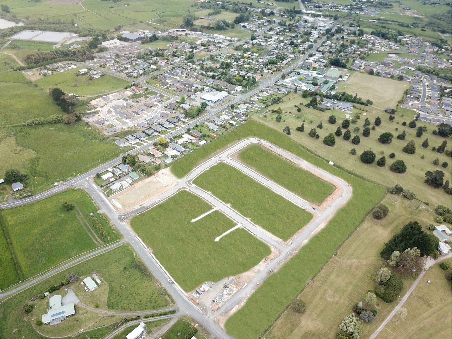 Swan Road gallery image